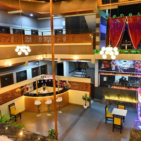 The Apple Tree Hotel Indore Dış mekan fotoğraf